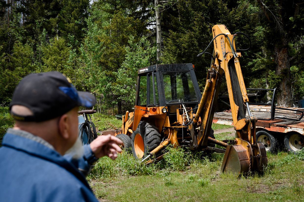 Joe Robertson's heavy equipment